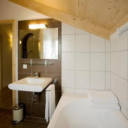Casa de Férias Holiday Alpenrose.2 *